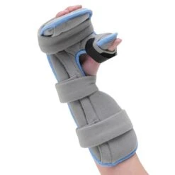Mathi Paediatric Hand Resting Splint -Sports Protective Gear Store paed mathi resting splint1