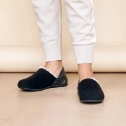 Strive Sofia Black Women's Orthopaedic Slippers 9 Strive Sofia Black Women's Orthopaedic Slippers -Sports Protective Gear Store sofia black orthopaedic slippers 13